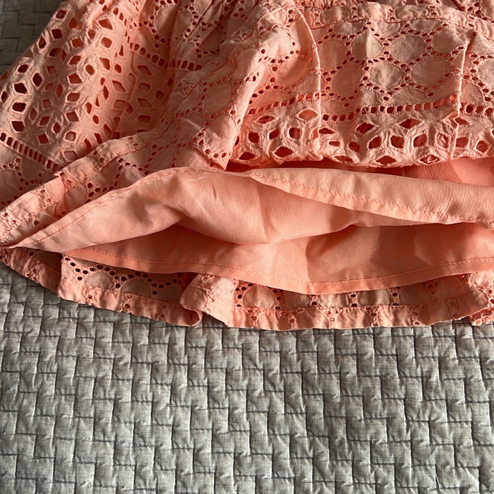 Girl’s H&M skirt. Size 4-6Y - Picture 3 of 4
